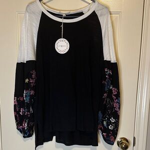 Umgee Black Top with Floral Sleeves